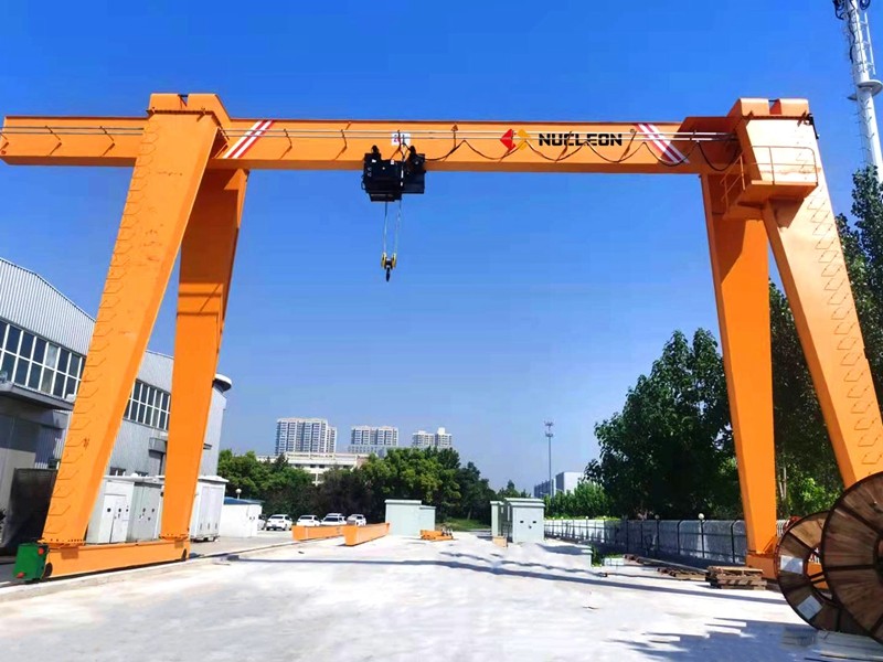 新中式單主梁門(mén)式起重機(jī)（葫蘆式）